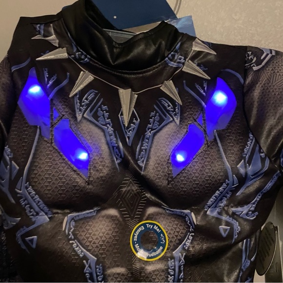 New Disney Marvel Avengers Black Panther Light-Up Costume for Kids 11-12 - Picture 12 of 13